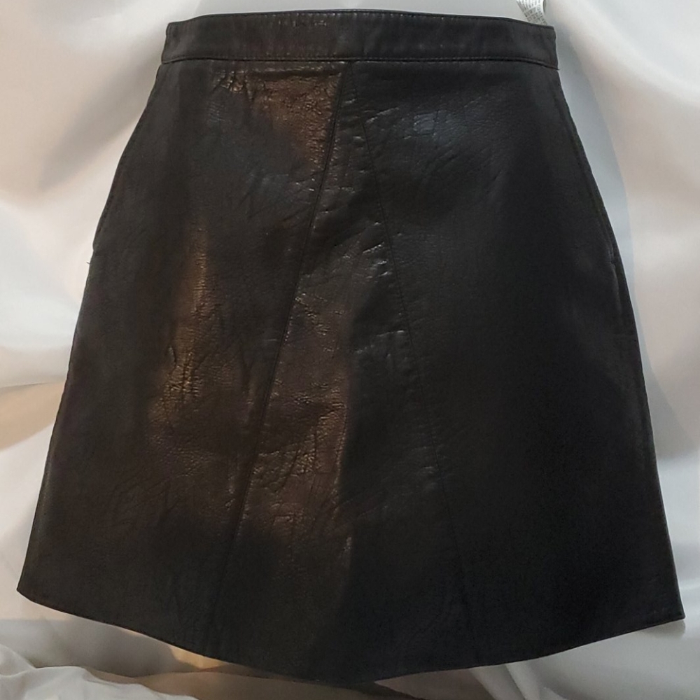 EUC Zara Vegan Leather Mini Skirt Black Size Sm